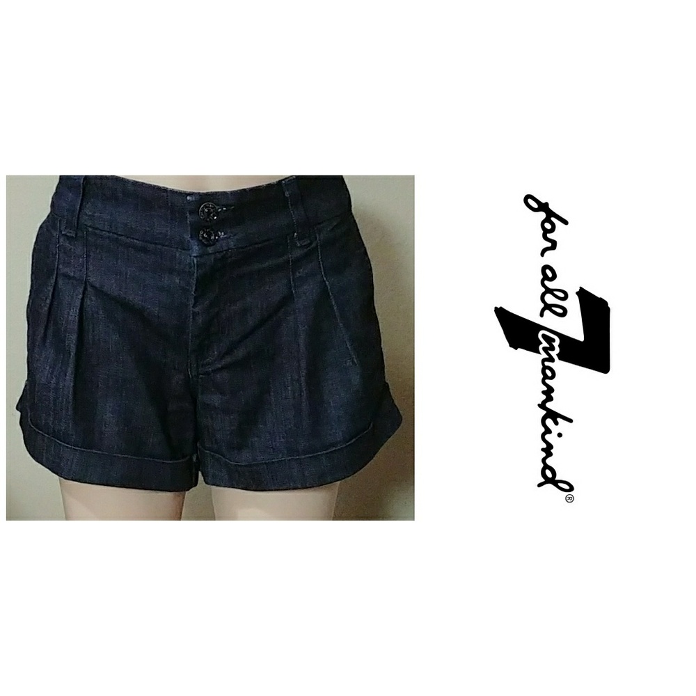 7 FAM Pleated Shorts